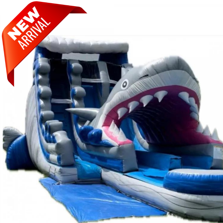 20’ shark attack dual lane waterslide